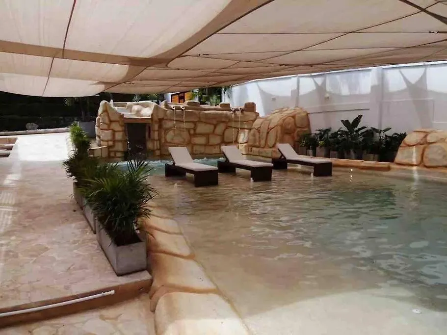 57 Oasis Las Palmas Lleras Provenza Μεντεγίν 0*,  Κολομβία