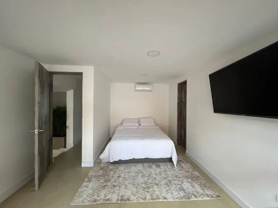 57 Oasis Las Palmas Lleras Provenza Μεντεγίν